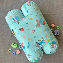 Load image into Gallery viewer, Baby Anti Roll Pillow - Mouse in the house - Oranges and Lemons