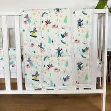 Load image into Gallery viewer, Mouse in the House - 5 Piece Crib Bedding Set - Off White - Oranges and Lemons