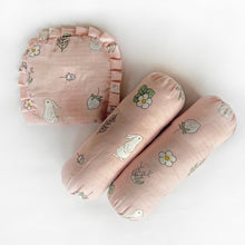 Load image into Gallery viewer, Happy Bunny - Muslin Cot Bedding Gift Set - Set of 4 - Oranges and Lemons