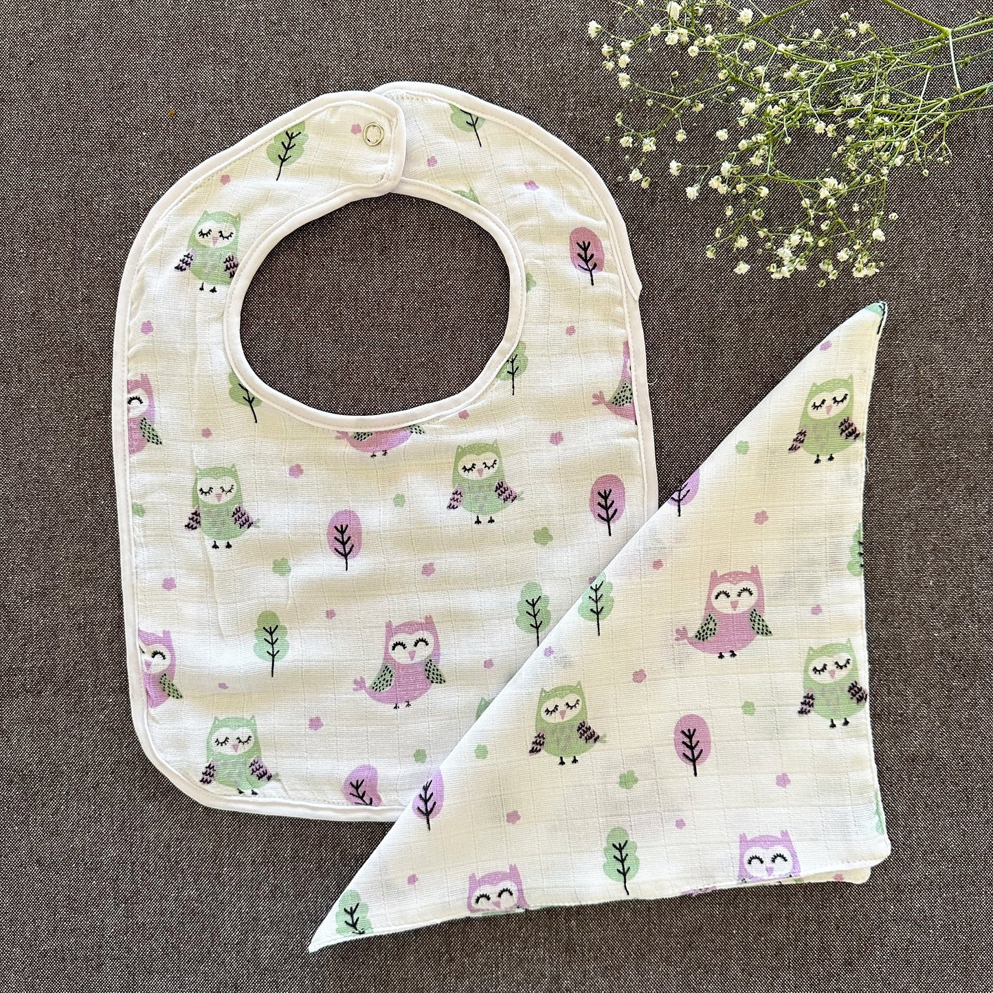 Bamboo Muslin Baby Bib and Wash Cloth Set - Owl Print (Set of 2) - Oranges and Lemons