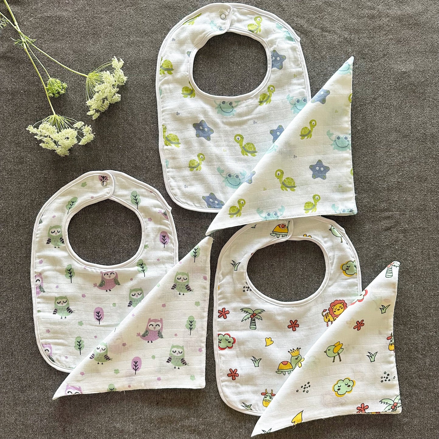 Bamboo Muslin Baby Bib and Wash Cloth Set - Set of 3 - Oranges and Lemons