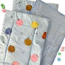Load image into Gallery viewer, Sweet Apple - Re-usable diaper changing mat - Set of 3 - Oranges and Lemons
