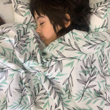 Load image into Gallery viewer, Playful Pandas - Organic Kids Blanket - Oranges and Lemons

