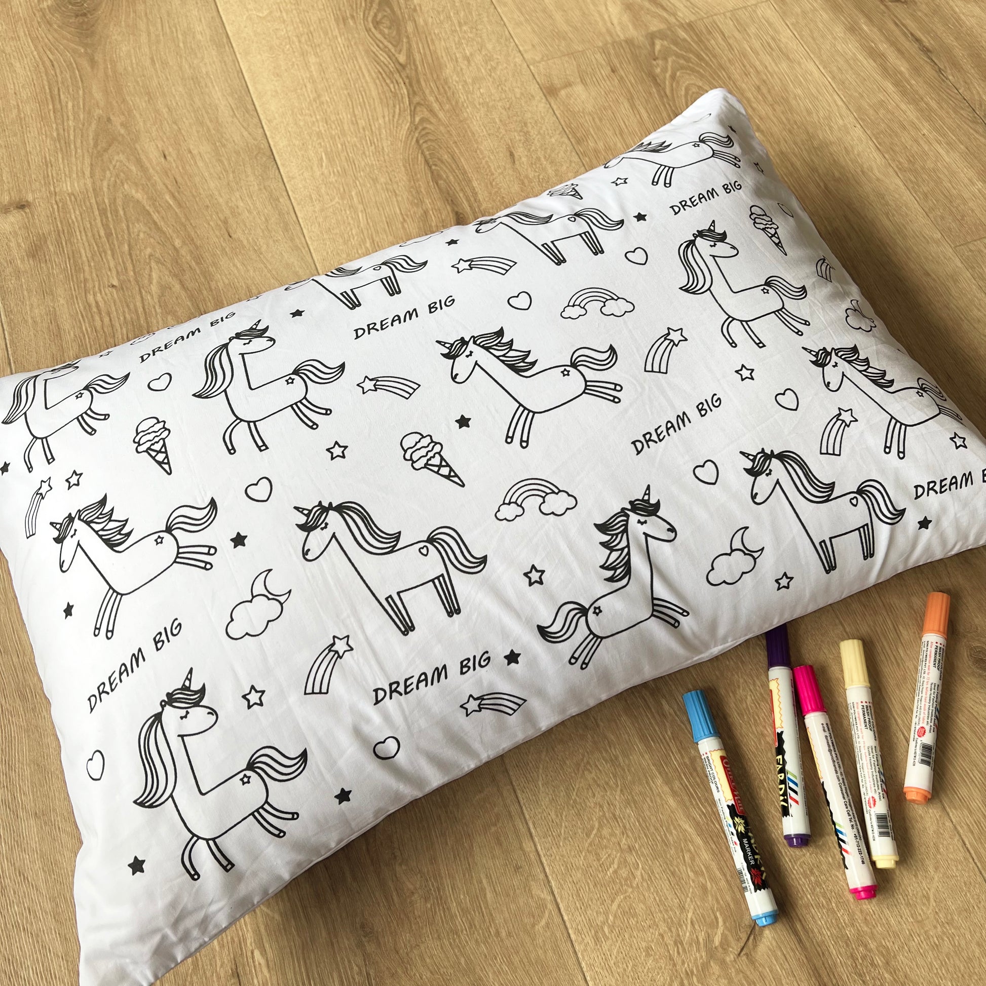 DIY Doodle Art Pillow Covers - Dream Big - Oranges and Lemons