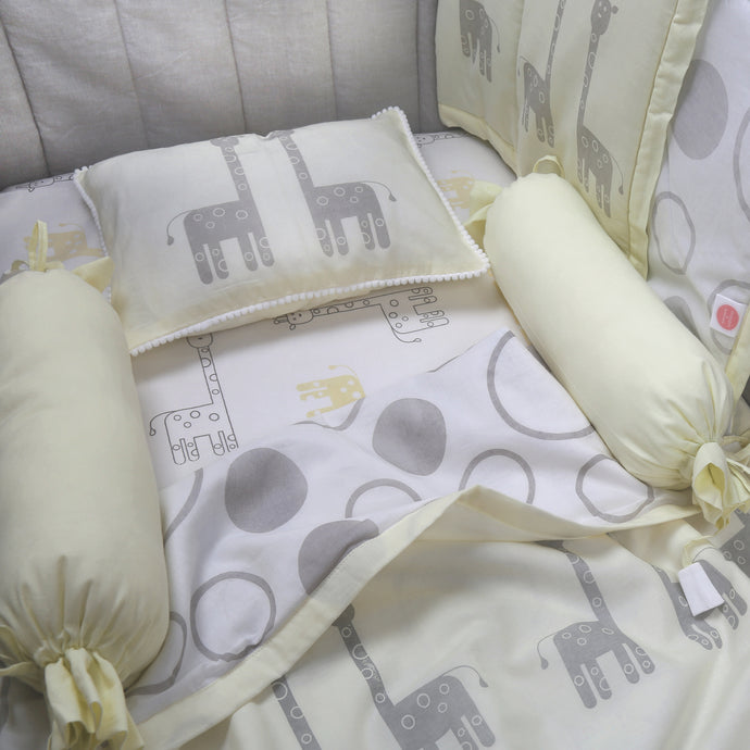 The Giraffes - Organic Cot Bedding Set - Oranges and Lemons